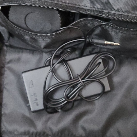 Galaxy Speaker Backpack - Picture 4 of 7